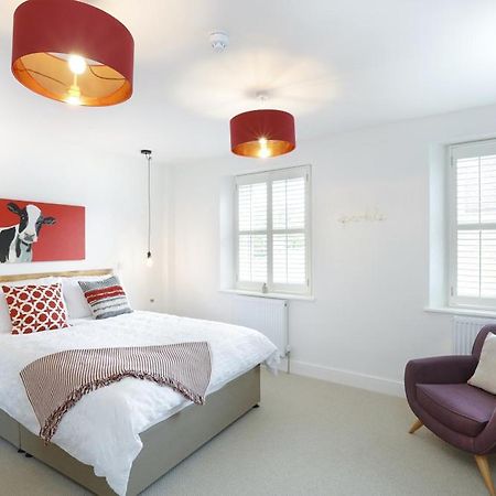 Hues - Castle Cary Hotel Bagian luar foto