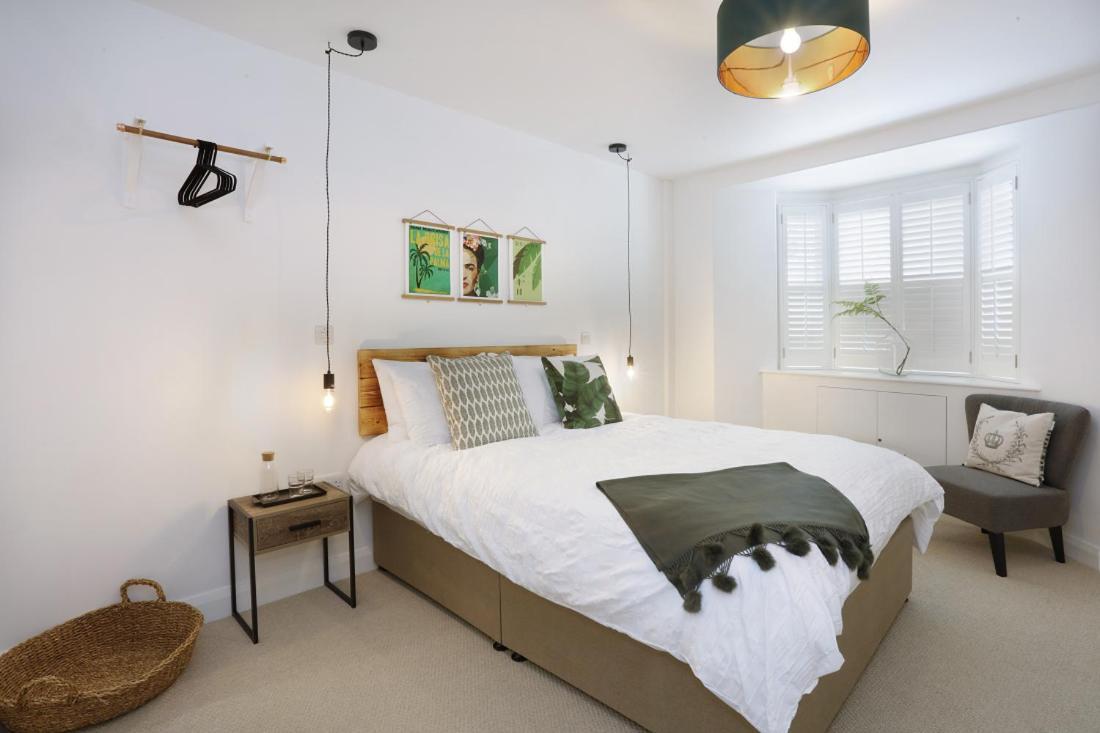 Hues - Castle Cary Hotel Bagian luar foto